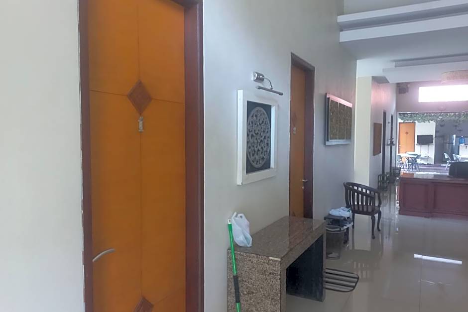 Capital O 93872 Natura Guest House Syariah Near alun alun kota purwokerto