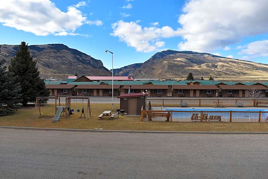 Big Bear Motel