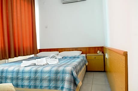 Standard Double or Twin Room with Sea View
