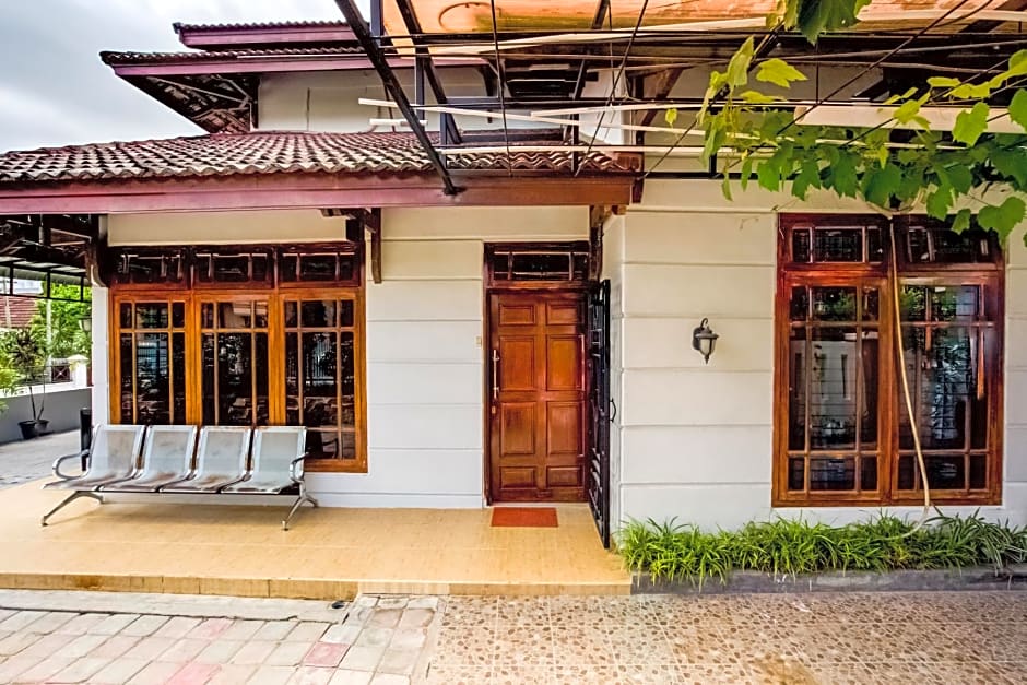 OYO 3305 Bumi Siliwangi Residence