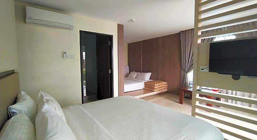 Kluang Container Hotel