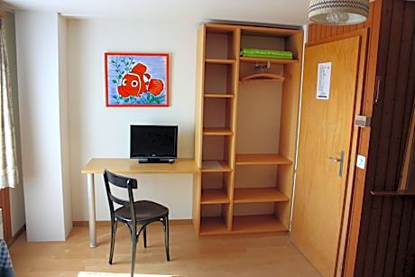 Double Room with Shared Toilet