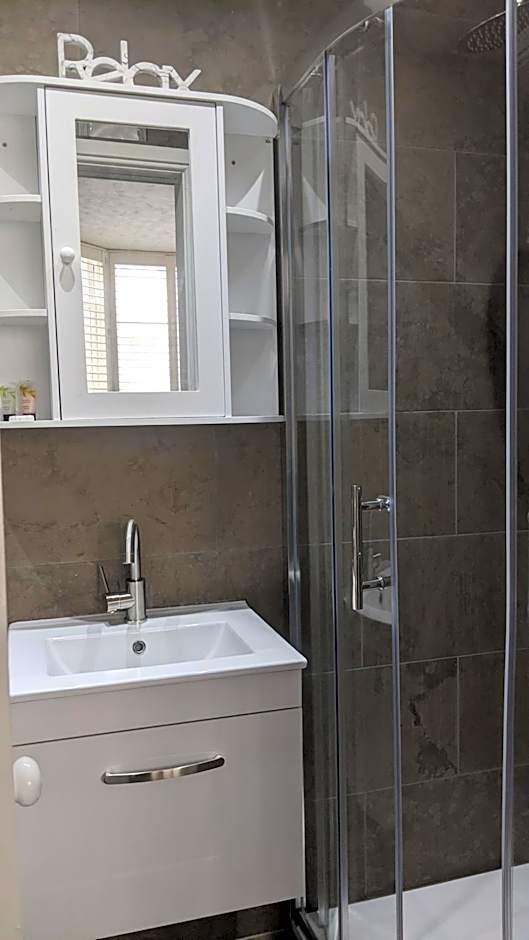 Relax Inn Guest House