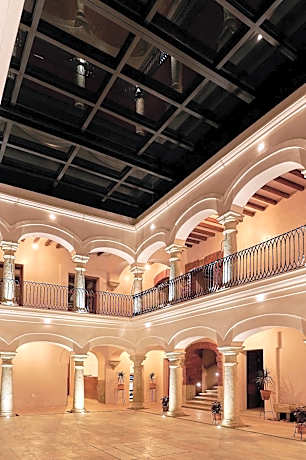 Casa Quiote Hotel Boutique City Center based - Adults Only