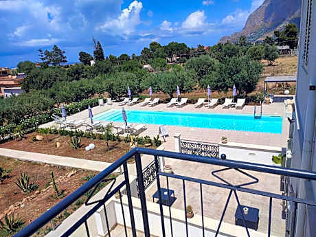 Quadruple Room with Balcony