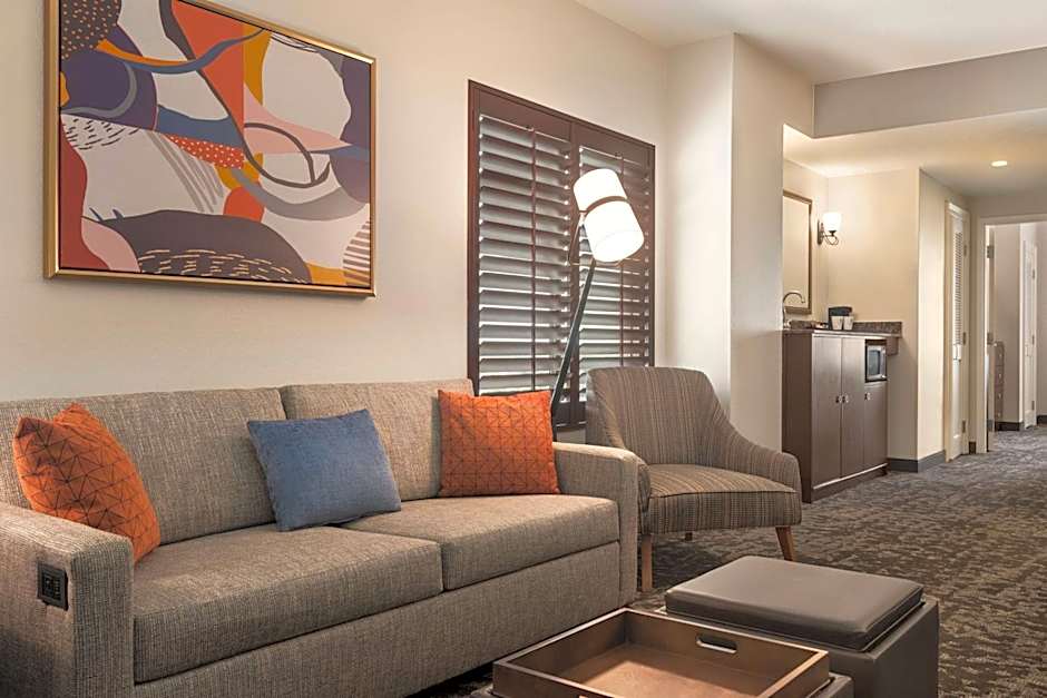 Embassy Suites by Hilton Orlando Lake Buena Vista South