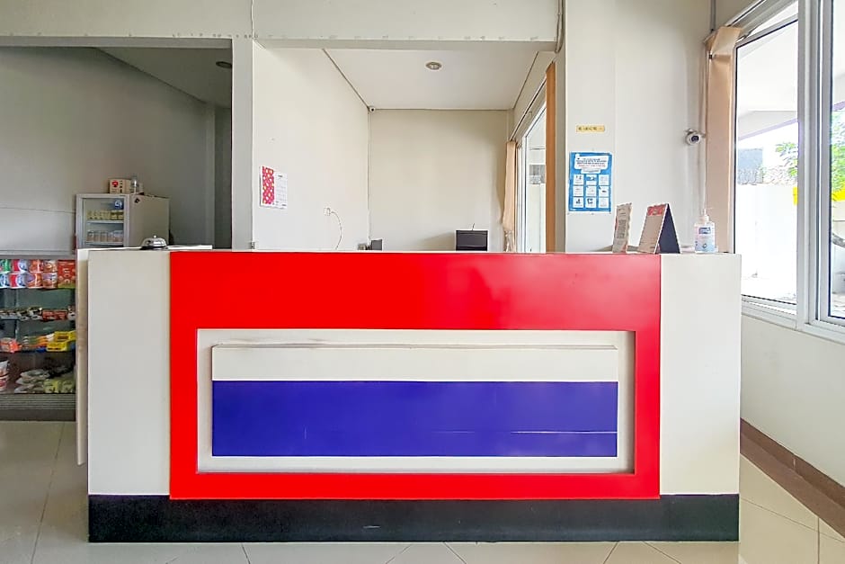Urbanview Hotel Pondok Mas Cirebon By Reddoorz – Cirebon, OH