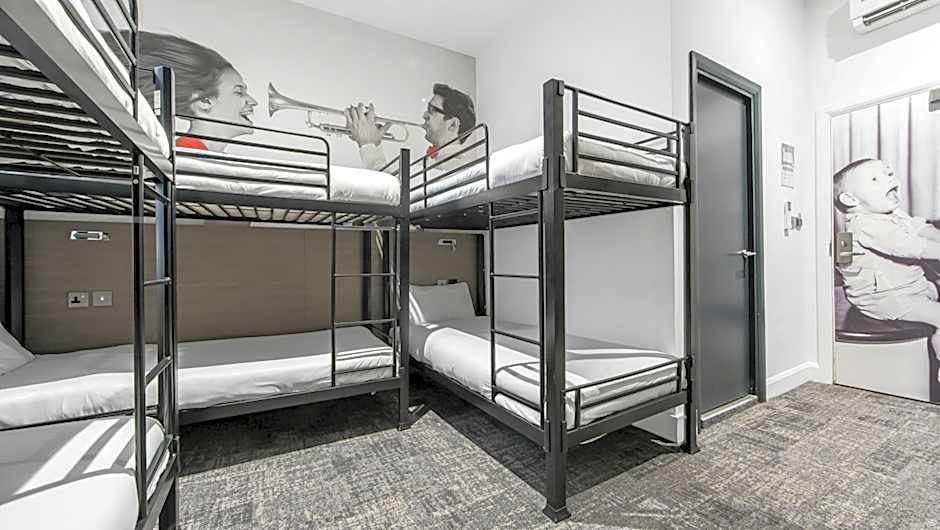 Heeton Concept Hotel - Kensington London