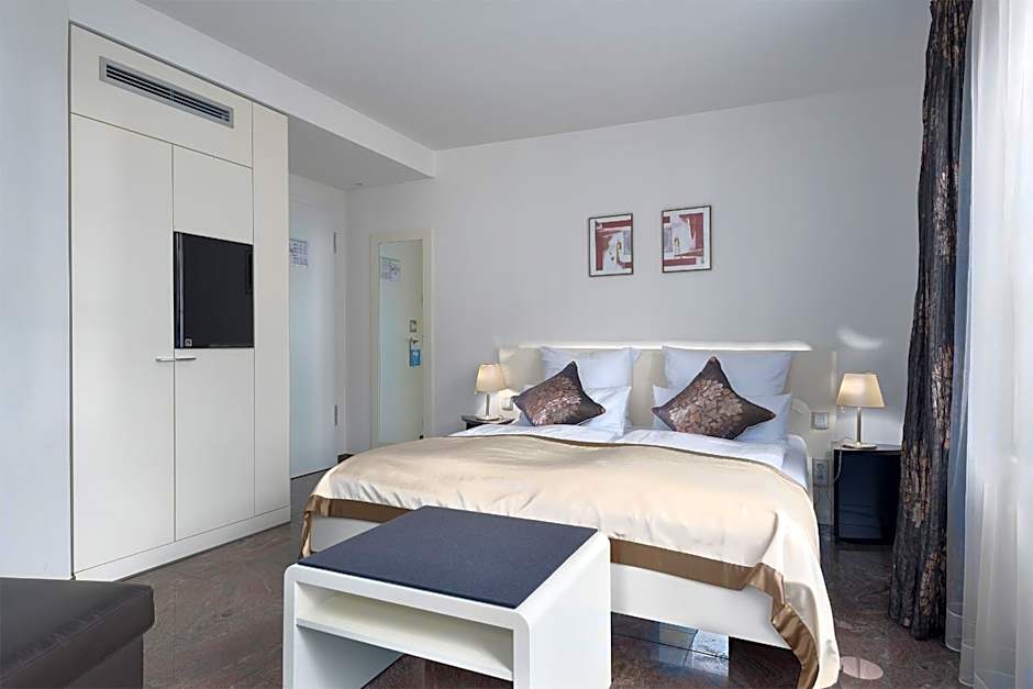 TRIP INN Kaiser Hotel & Restaurant Heidelberg-Schriesheim