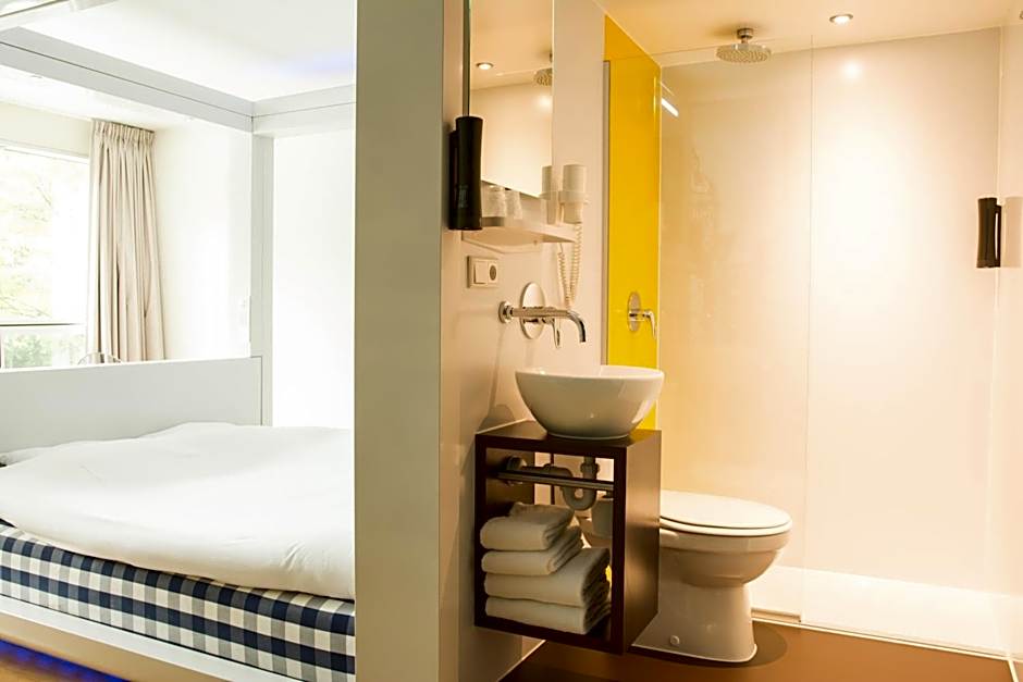 Qbic Hotel WTC Amsterdam
