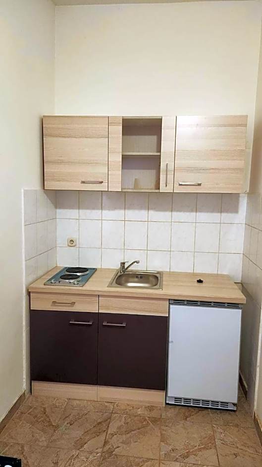 Buffet M Apartments and Rooms Obrovac