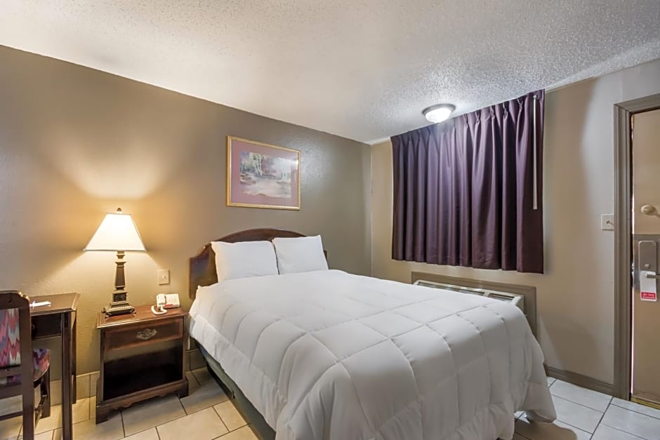 Americas Best Value Inn Woodward at 8th St