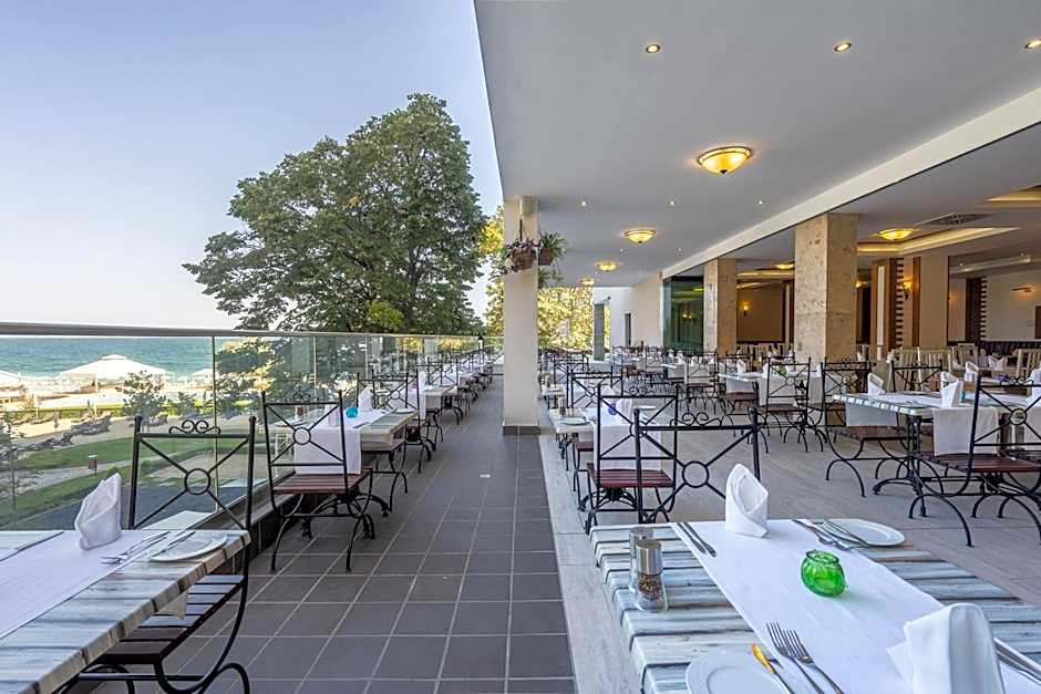 GRIFID Metropol Hotel - Premium All inclusive & Private Beach - Adults Only