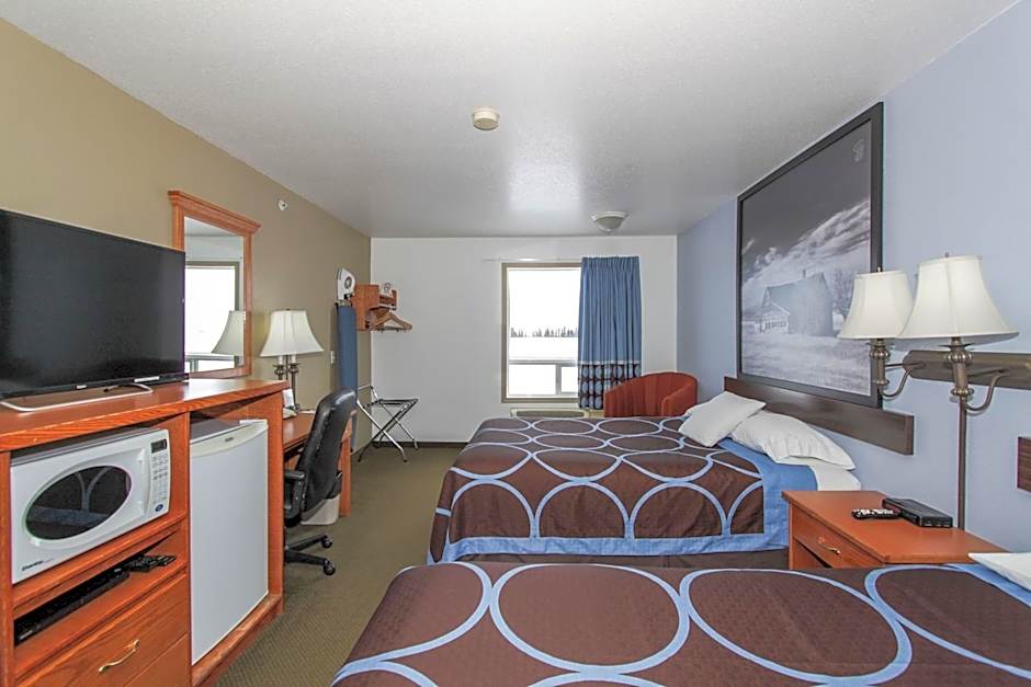 Super 8 by Wyndham Three Hills AB
