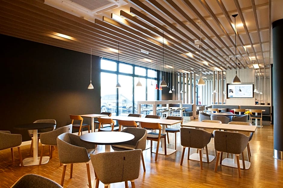 Holiday Inn Express Frankfurt Airport - Raunheim By IHG