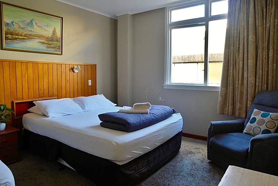 Ariki Backpackers