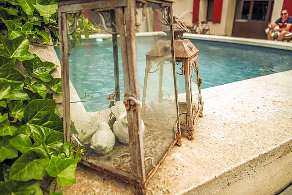 CHAMBRES D'HÔTES L'Oréliane en Provence SPA