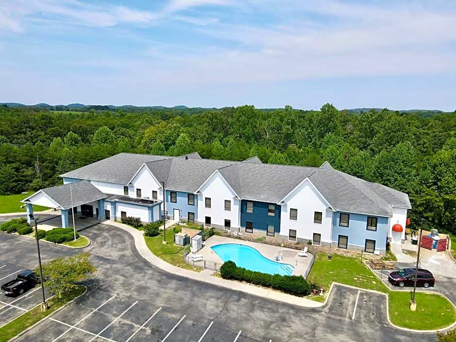 Grand Vista Hotel & Suites