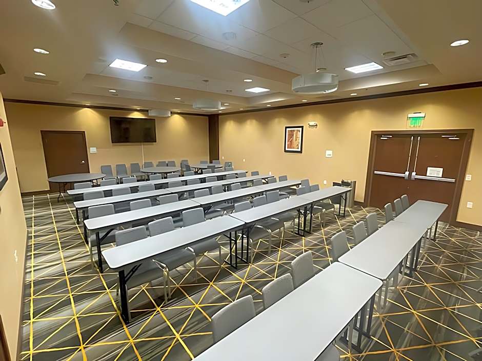 Holiday Inn Jackson NW Airport Road By IHG