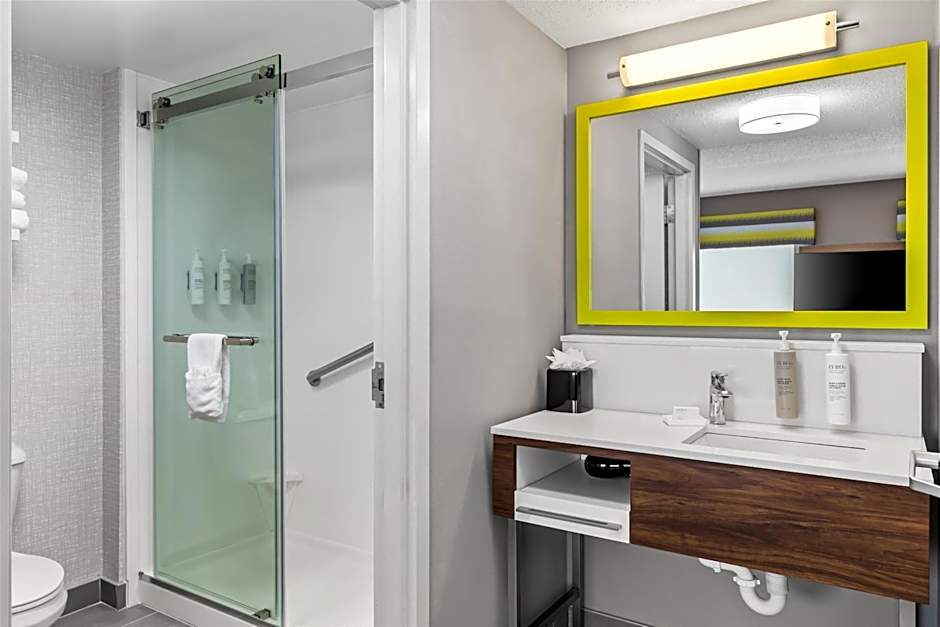 Hampton Inn By Hilton & Suites Richmond/Virginia Center, Va