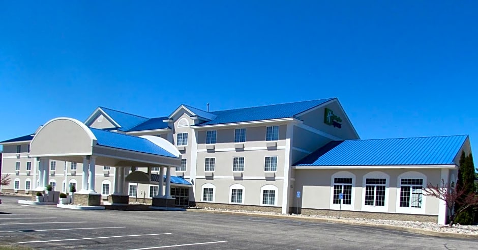 Holiday Inn Express Hotel & Suites Cadillac