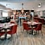 Four Points by Sheraton Dallas Arlington Entertainment District