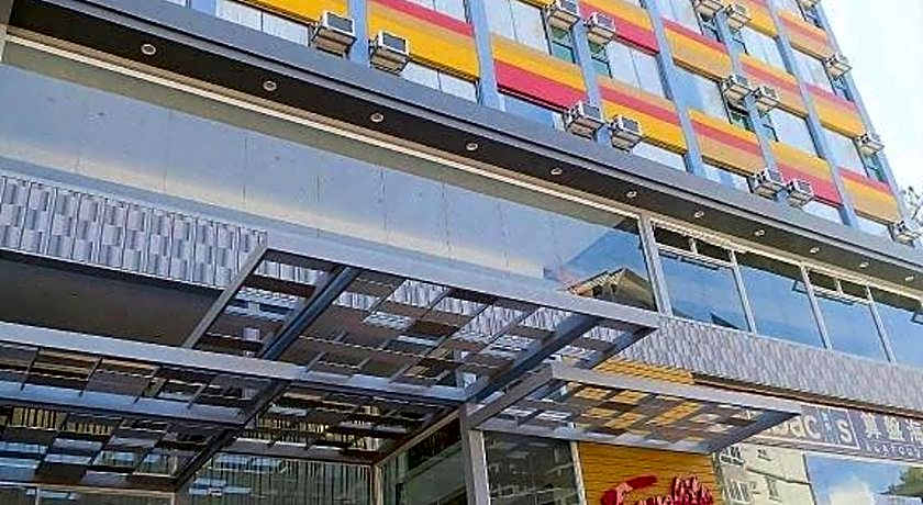 Travelite Hotel Legarda