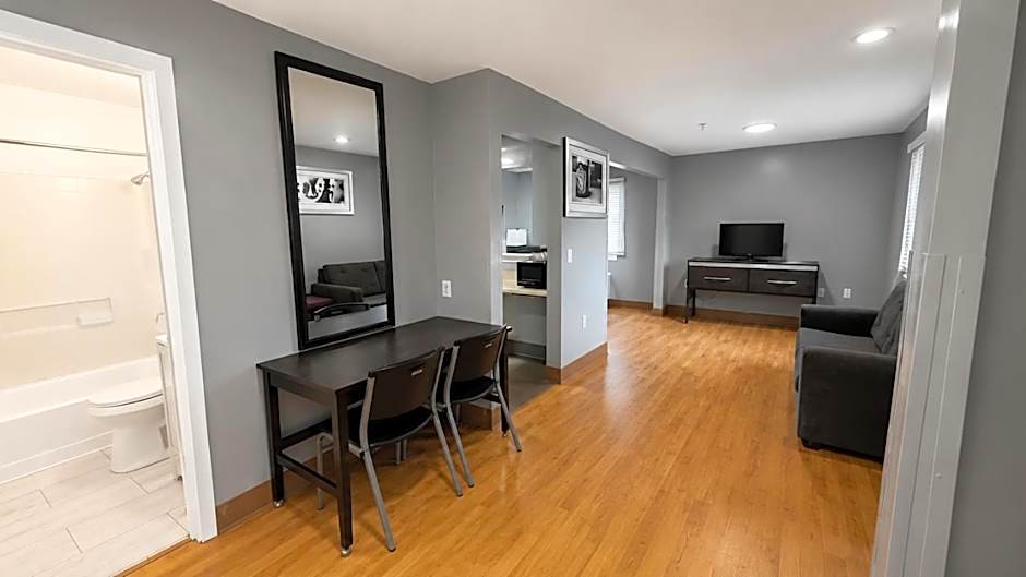 Welcome Suites Hazelwood Extended Stay Hotel