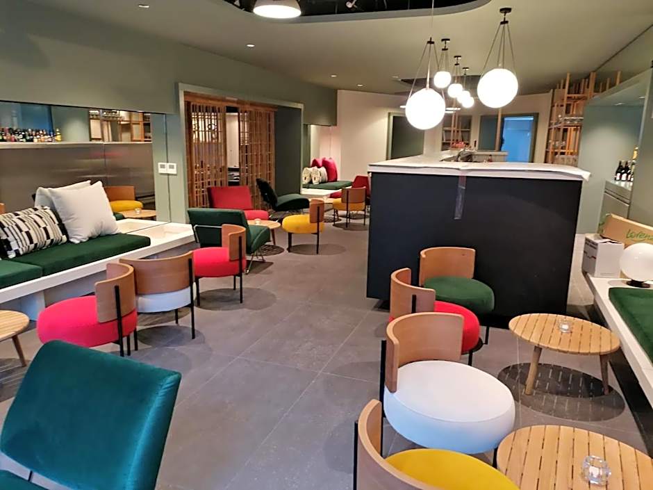 Hotel Gat Point Charlie