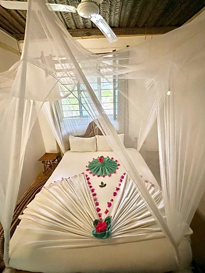 HEBE Bungalows Lodge