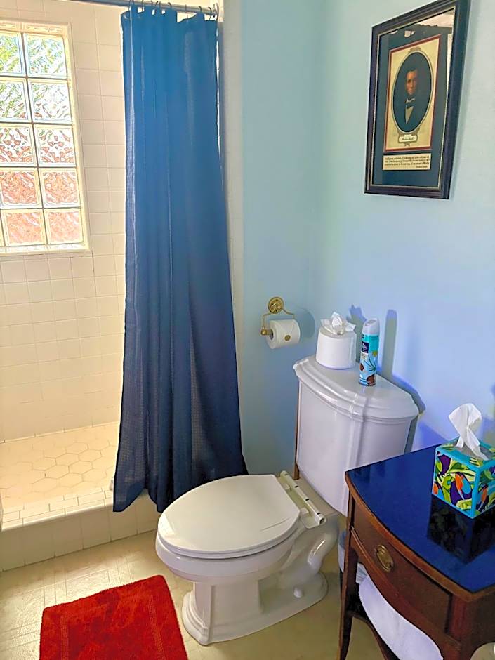 Woodrow House Bed & Breakfast