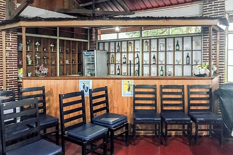 OYO 1688 Collin Beach Hotel