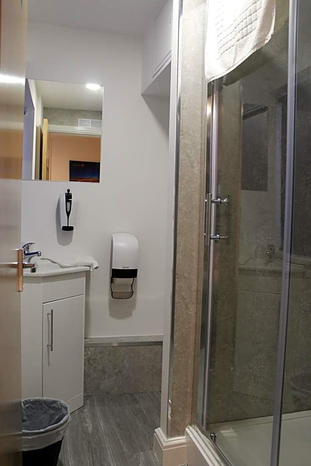 Park Hotel & Apartments