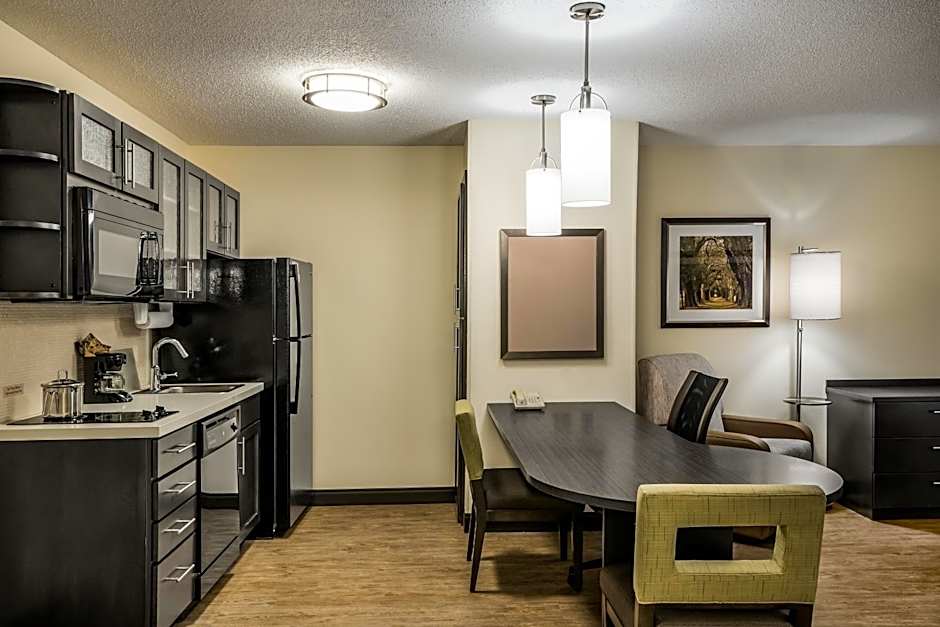 Candlewood Suites Richmond West End Short Pump By IHG