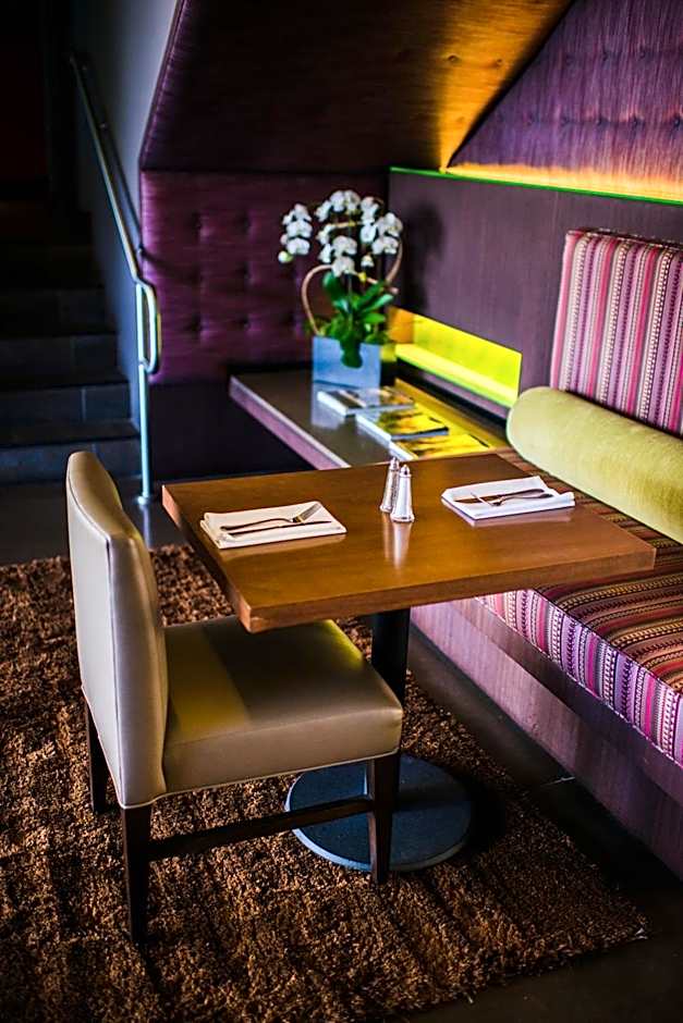 Sirtaj Hotel