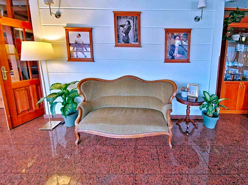 ROMANTIK HOTEL ELEONORA