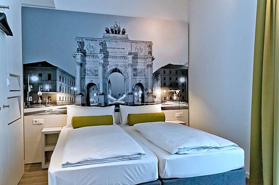 Super 8 by Wyndham Munich City North