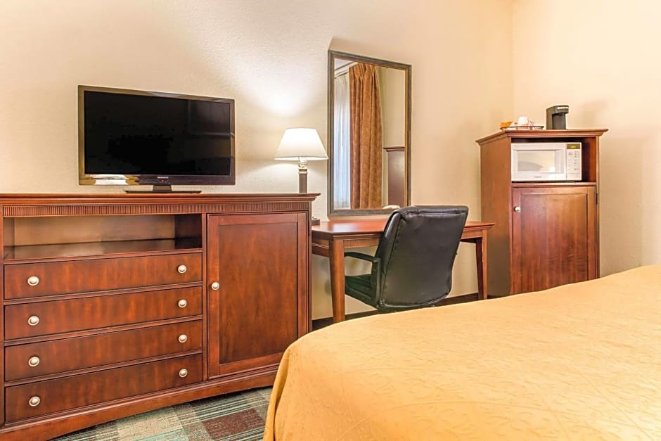 Quality Inn & Suites Miamisburg - Dayton South