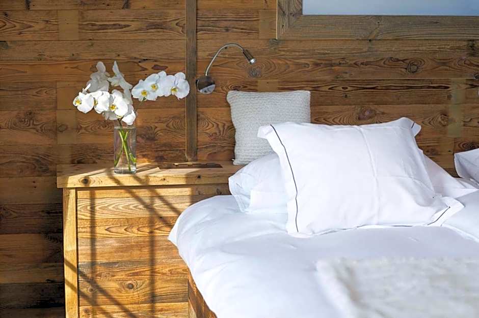 Hostellerie du Pas de l'Ours "Relais et Châteaux"