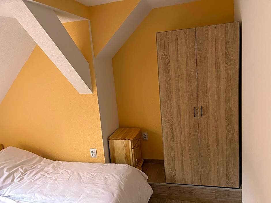 VT6 House & Restaurant