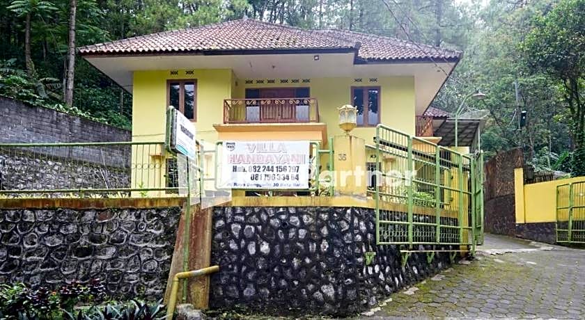 Villa Handayani Songgoriti RedPartner