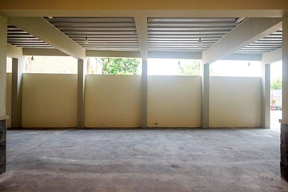 RedDoorz Syariah @ Klodran Solo