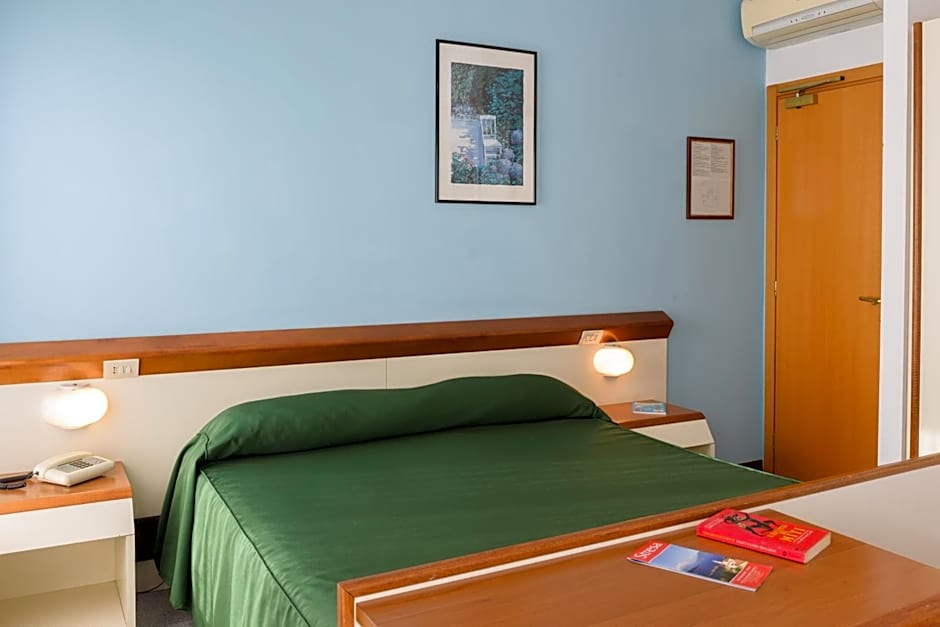 Hotel Italie et Suisse