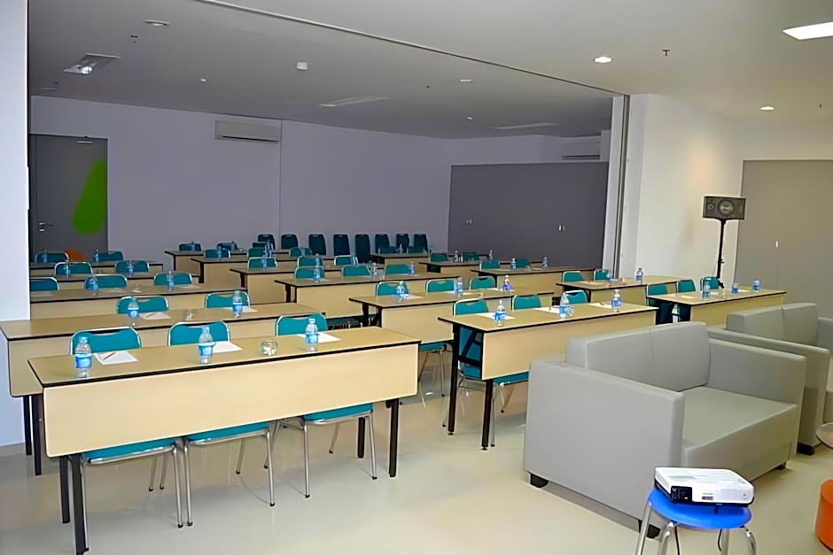 Pop! Hotel Tanjung Karang