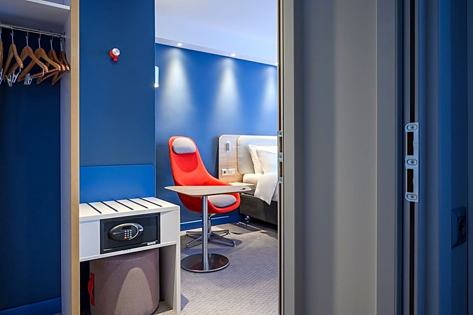 Holiday Inn Express Almaty By IHG