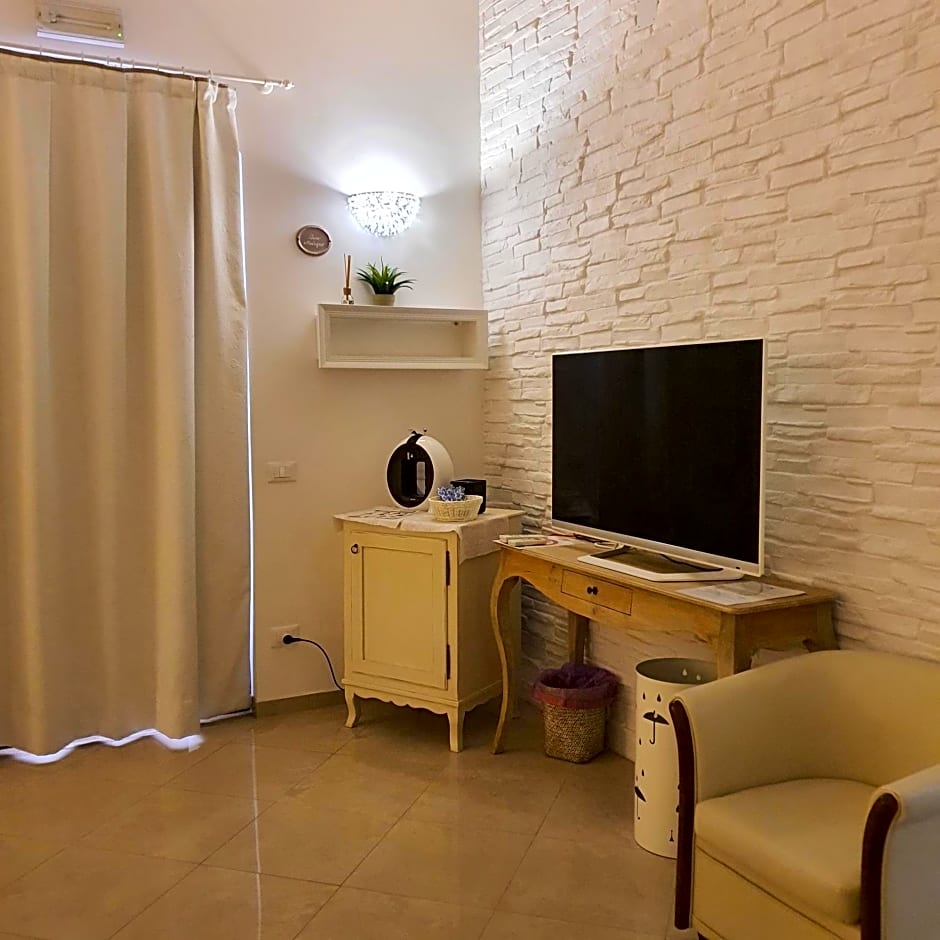 White Suite Polignano 08