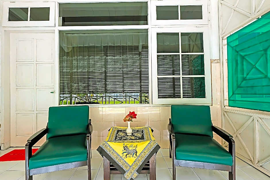 OYO 92454 Griya Raharja Guest House Syariah