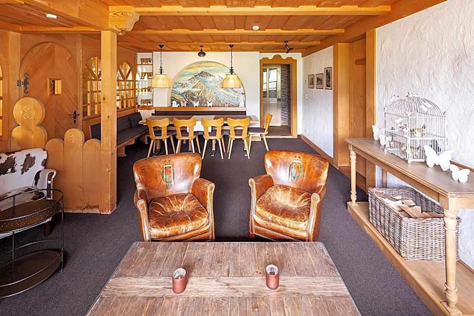 Jungfrau Lodge, Annex Crystal