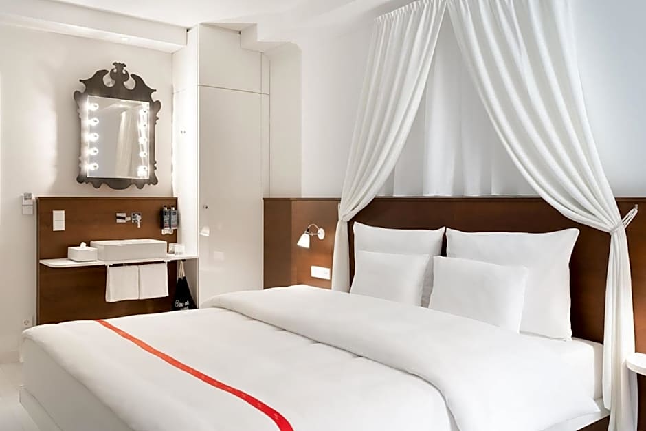 Ruby Rosi Hotel Munich