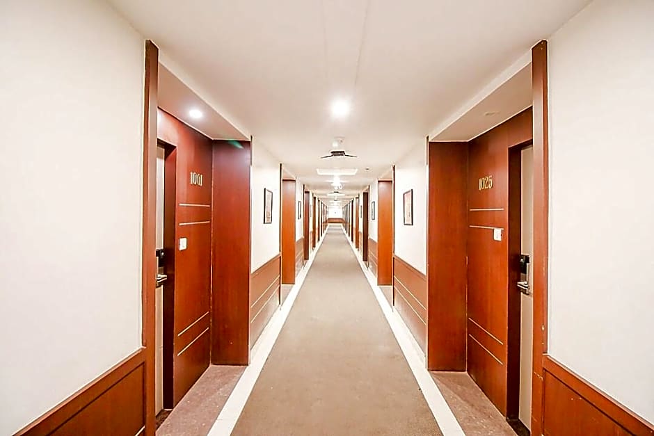 Hotel Grand Meridian